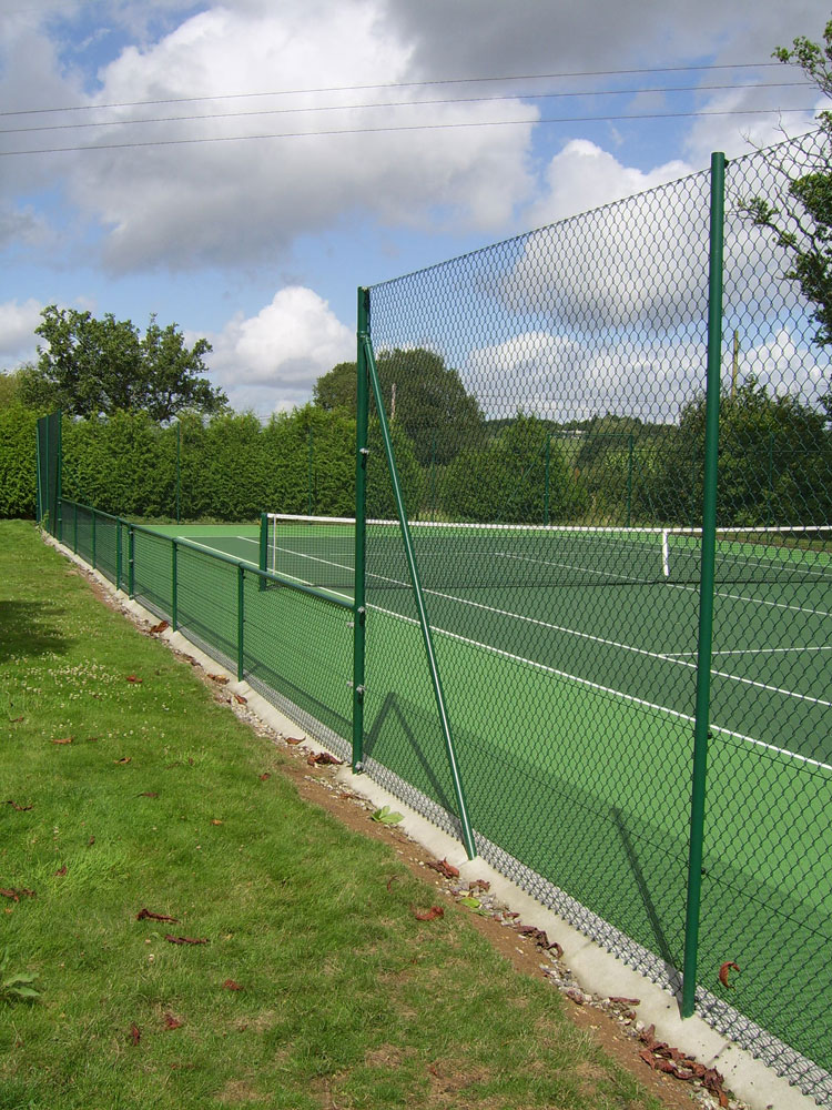 tennis court builders